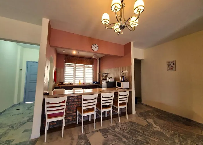 Homestay Α Cocobay Condo Resort